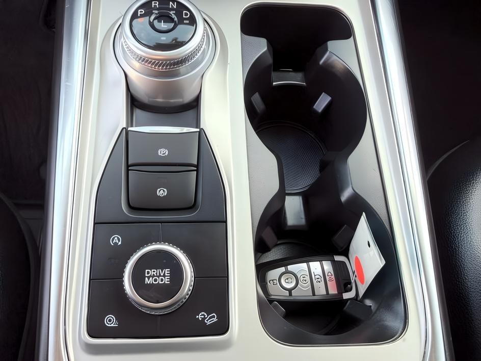 2022 Carbonized Gray Metallic /LEATHER Ford Explorer Limited (1FMSK8FH9NG) with an 4 Cyl, 2.3L engine, 10-speed automatic transmission, located at 1175 N Woodruff Ave, Idaho Falls, ID, 83401, 43.506901, -111.999657 - <b>Vehicle Details</b><br>Discover refined capability and premium comfort in this 2022 Ford Explorer Limited, now available in Idaho Falls, ID. With 47,655 miles, this well-equipped SUV delivers the versatility families and adventure-seekers want, along with the confidence of 4WD for Idaho roads and- Photo#48