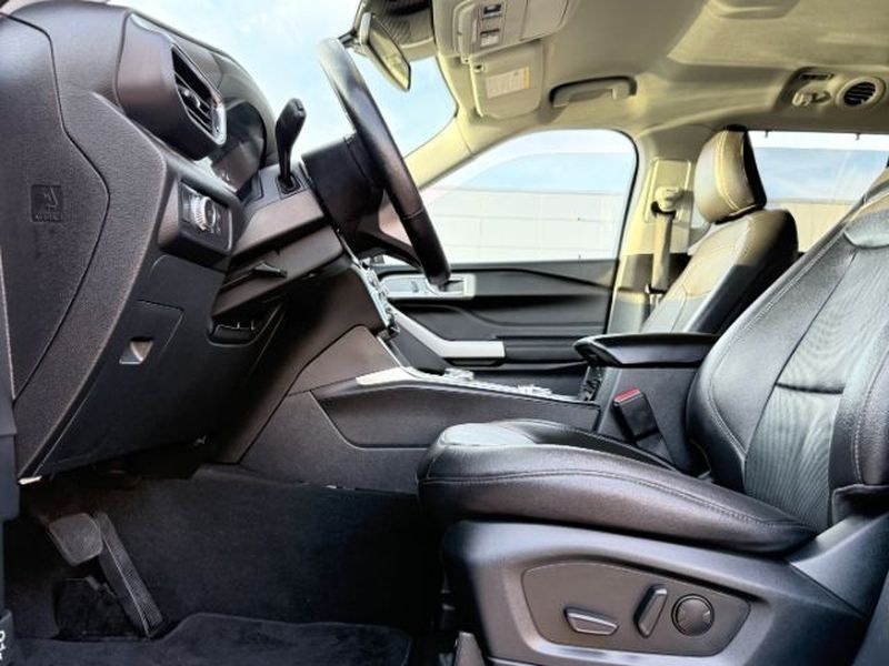 2022 Carbonized Gray Metallic /LEATHER Ford Explorer Limited (1FMSK8FH9NG) with an 4 Cyl, 2.3L engine, 10-speed automatic transmission, located at 1175 N Woodruff Ave, Idaho Falls, ID, 83401, 43.506901, -111.999657 - <b>Vehicle Details</b><br>Discover refined capability and premium comfort in this 2022 Ford Explorer Limited, now available in Idaho Falls, ID. With 47,655 miles, this well-equipped SUV delivers the versatility families and adventure-seekers want, along with the confidence of 4WD for Idaho roads and- Photo#14