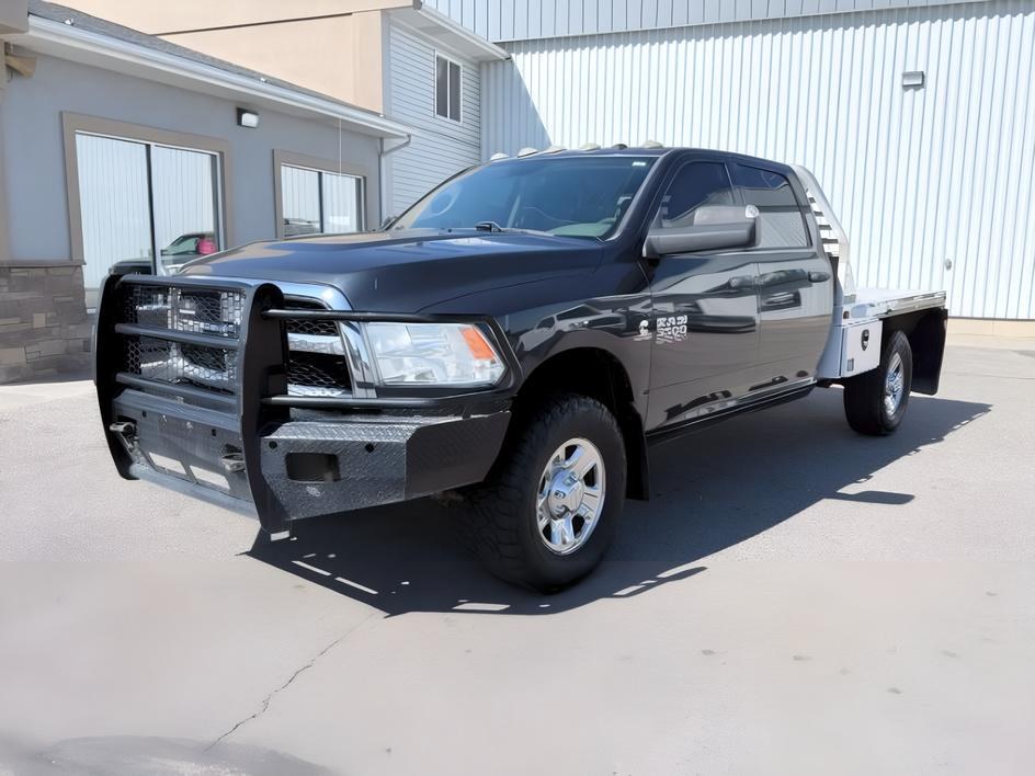 photo of 2017 Ram 3500 Tradesman Crew Cab 4x4 8' Box