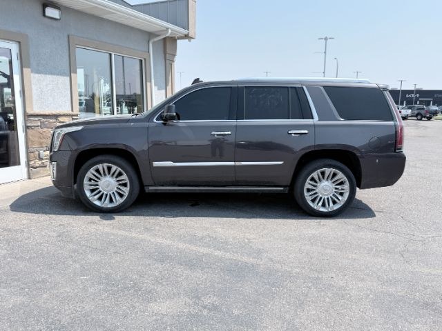 photo of 2016 Cadillac Escalade Platinum