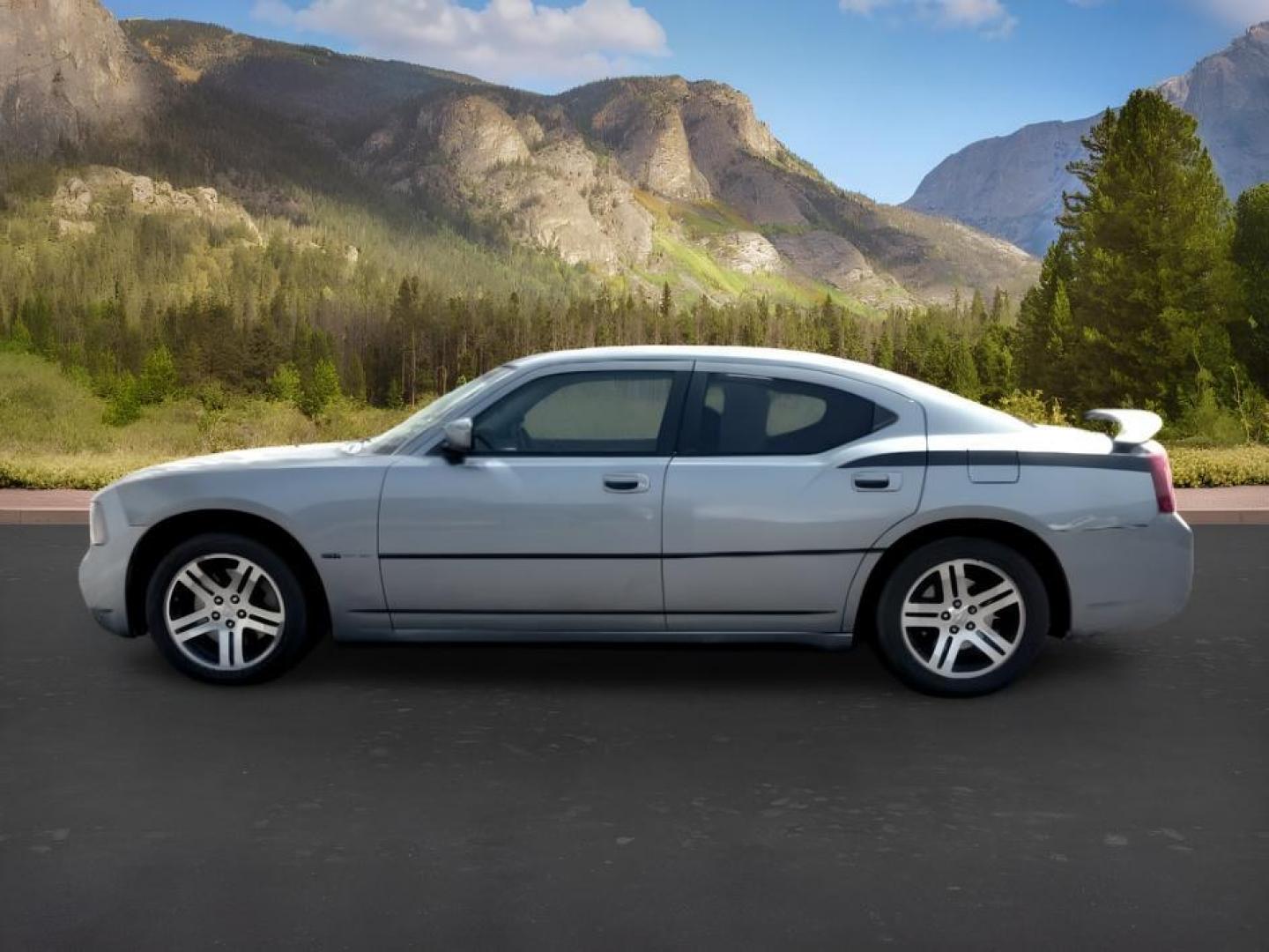 2006 GRAY /BLACK Dodge Charger (2B3KA53H36H) with an 57 HEMI engine, Automatic transmission, located at 1175 N Woodruff Ave, Idaho Falls, ID, 83401, 43.506901, -111.999657 - At Timberline Auto, finding a great deal on your next vehicle is always easy! Our experienced sales staff goal is to help find you the right vehicle at the right price! Our knowledgeable finance department has options for almost any credit score. We offer extended service contract options to prot- Photo#0