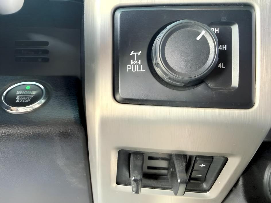 2017 Shadow Black /Black Ford F-350 (1FT8W3BT7HE) with an Powerstroke 67L V-8 diesel direct injection engine, Automatic transmission, located at 1175 N Woodruff Ave, Idaho Falls, ID, 83401, 43.506901, -111.999657 - At Timberline Auto, finding a great deal on your next vehicle is always easy! Our experienced sales staff goal is to help find you the right vehicle at the right price! Our knowledgeable finance department has options for almost any credit score. We offer extended service contract options to prot- Photo#18