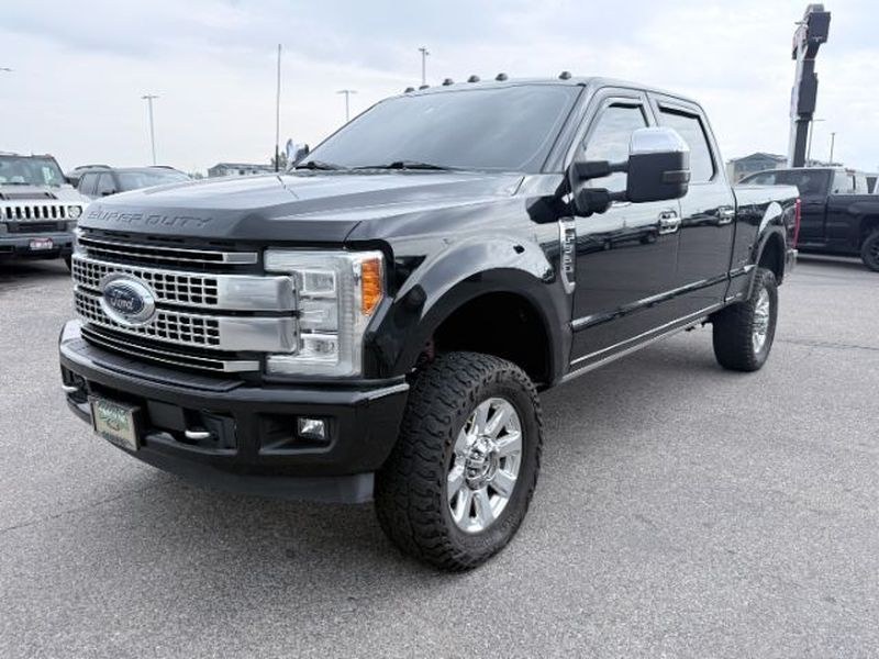 photo of 2017 Ford F-350 Platinum