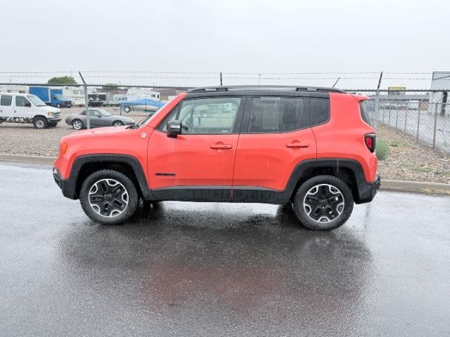 2015 Omaha Orange /Black Jeep Renegade (ZACCJBCT3FP) with an MultiAir2 Tigershark 24L I-4 variable valve contr engine, Automatic transmission, located at 1175 N Woodruff Ave, Idaho Falls, ID, 83401, 43.506901, -111.999657 - At Timberline Auto, finding a great deal on your next vehicle is always easy! Our experienced sales staff goal is to help find you the right vehicle at the right price! Our knowledgeable finance department has options for almost any credit score. We offer extended service contract options to prot- Photo#1