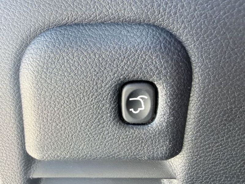 photo of 2020 Jeep Grand Cherokee Limited 4x4