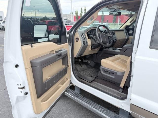 2011 WHITE /Black Ford F-350 (1FT8W3DT6BE) with an Powerstroke 67L V-8 xxxxxx engine, Automatic transmission, located at 1175 N Woodruff Ave, Idaho Falls, ID, 83401, 43.506901, -111.999657- Photo#40