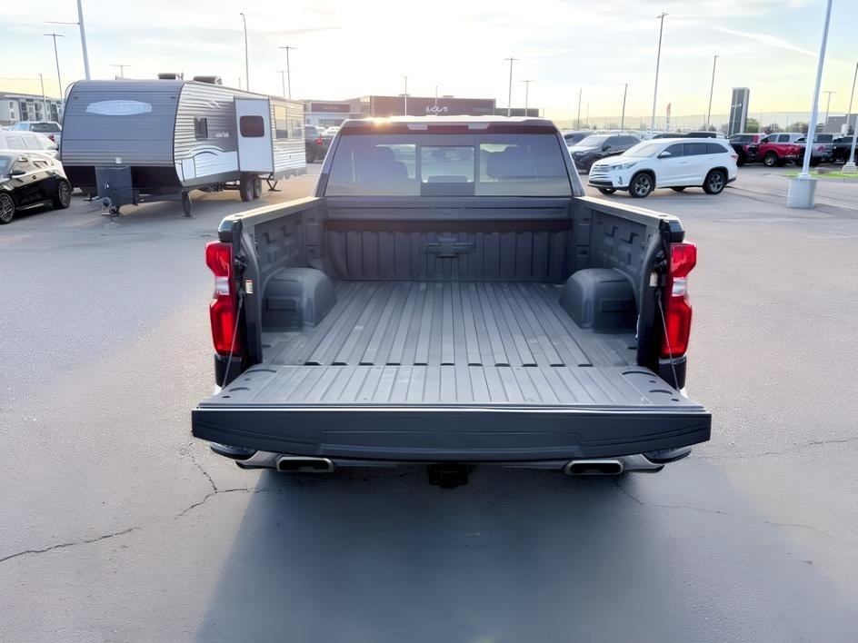 2024 GRAY /Jet Black Chevrolet Silverado LTZ (1GCUDGEDXRZ) with an V8, 5.3L engine, 10-speed automatic transmission, located at 1175 N Woodruff Ave, Idaho Falls, ID, 83401, 43.506901, -111.999657 - <b>Vehicle Details</b><br>Find capability, comfort, and premium style in this pre-owned 2024 Chevrolet Silverado 1500 LTZ 4WD, now available in Idaho Falls, ID. Powered by a V8, 5.3L gasoline engine, this Chevrolet Silverado delivers confident performance for towing, hauling, and everyday driving. T- Photo#34