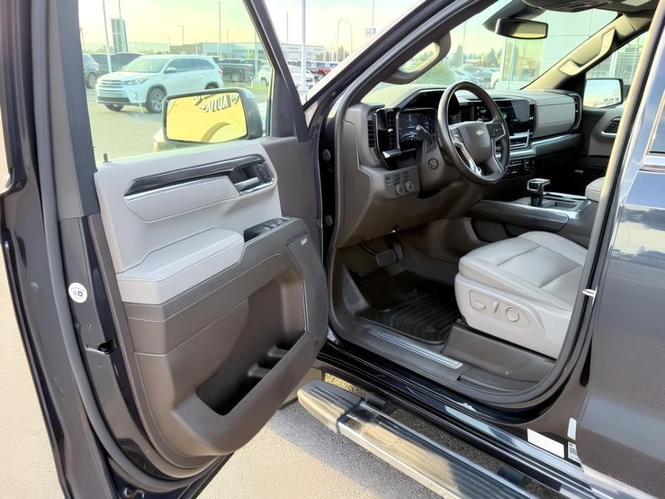 2024 GRAY /Jet Black Chevrolet Silverado LTZ (1GCUDGEDXRZ) with an V8, 5.3L engine, 10-speed automatic transmission, located at 1175 N Woodruff Ave, Idaho Falls, ID, 83401, 43.506901, -111.999657 - <b>Vehicle Details</b><br>Find capability, comfort, and premium style in this pre-owned 2024 Chevrolet Silverado 1500 LTZ 4WD, now available in Idaho Falls, ID. Powered by a V8, 5.3L gasoline engine, this Chevrolet Silverado delivers confident performance for towing, hauling, and everyday driving. T- Photo#41