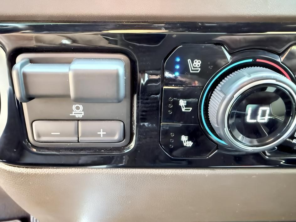 2024 GRAY /Jet Black Chevrolet Silverado LTZ (1GCUDGEDXRZ) with an V8, 5.3L engine, 10-speed automatic transmission, located at 1175 N Woodruff Ave, Idaho Falls, ID, 83401, 43.506901, -111.999657 - <b>Vehicle Details</b><br>Find capability, comfort, and premium style in this pre-owned 2024 Chevrolet Silverado 1500 LTZ 4WD, now available in Idaho Falls, ID. Powered by a V8, 5.3L gasoline engine, this Chevrolet Silverado delivers confident performance for towing, hauling, and everyday driving. T- Photo#46