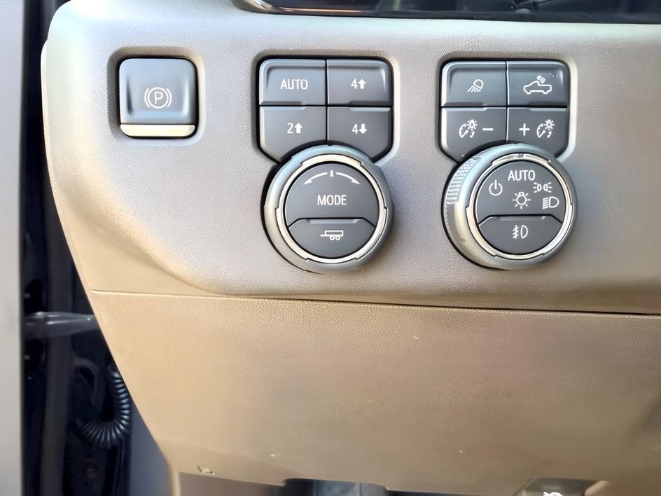 2024 GRAY /Jet Black Chevrolet Silverado LTZ (1GCUDGEDXRZ) with an V8, 5.3L engine, 10-speed automatic transmission, located at 1175 N Woodruff Ave, Idaho Falls, ID, 83401, 43.506901, -111.999657 - <b>Vehicle Details</b><br>Find capability, comfort, and premium style in this pre-owned 2024 Chevrolet Silverado 1500 LTZ 4WD, now available in Idaho Falls, ID. Powered by a V8, 5.3L gasoline engine, this Chevrolet Silverado delivers confident performance for towing, hauling, and everyday driving. T- Photo#51