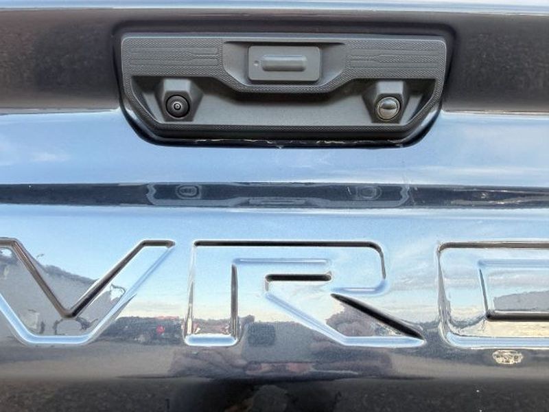 2024 GRAY /Jet Black Chevrolet Silverado LTZ (1GCUDGEDXRZ) with an V8, 5.3L engine, 10-speed automatic transmission, located at 1175 N Woodruff Ave, Idaho Falls, ID, 83401, 43.506901, -111.999657 - <b>Vehicle Details</b><br>Find capability, comfort, and premium style in this pre-owned 2024 Chevrolet Silverado 1500 LTZ 4WD, now available in Idaho Falls, ID. Powered by a V8, 5.3L gasoline engine, this Chevrolet Silverado delivers confident performance for towing, hauling, and everyday driving. T- Photo#4