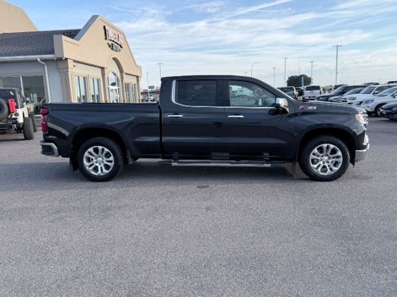 2024 GRAY /Jet Black Chevrolet Silverado LTZ (1GCUDGEDXRZ) with an V8, 5.3L engine, 10-speed automatic transmission, located at 1175 N Woodruff Ave, Idaho Falls, ID, 83401, 43.506901, -111.999657 - <b>Vehicle Details</b><br>Find capability, comfort, and premium style in this pre-owned 2024 Chevrolet Silverado 1500 LTZ 4WD, now available in Idaho Falls, ID. Powered by a V8, 5.3L gasoline engine, this Chevrolet Silverado delivers confident performance for towing, hauling, and everyday driving. T- Photo#7