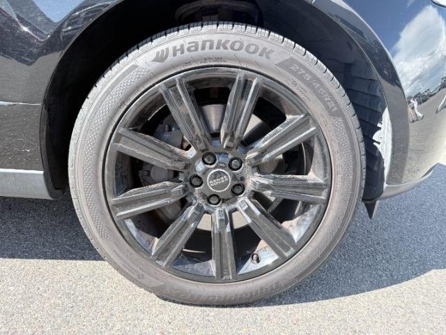 2015 BLACK /Ebony/Ebony/Ebony/Cirrus Land Rover Range Rover (SALGS2TF2FA) with an 5L V-8 gasoline direct injection engine, Automatic transmission, located at 1175 N Woodruff Ave, Idaho Falls, ID, 83401, 43.506901, -111.999657 - At Timberline Auto, finding a great deal on your next vehicle is always easy! Our experienced sales staff goal is to help find you the right vehicle at the right price! Our knowledgeable finance department has options for almost any credit score. We offer extended service contract options to prot- Photo#41