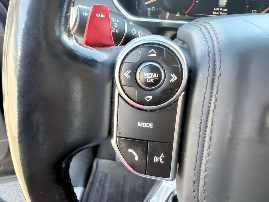 2015 BLACK /Ebony/Ebony/Ebony/Cirrus Land Rover Range Rover (SALGS2TF2FA) with an 5L V-8 gasoline direct injection engine, Automatic transmission, located at 1175 N Woodruff Ave, Idaho Falls, ID, 83401, 43.506901, -111.999657 - At Timberline Auto, finding a great deal on your next vehicle is always easy! Our experienced sales staff goal is to help find you the right vehicle at the right price! Our knowledgeable finance department has options for almost any credit score. We offer extended service contract options to prot- Photo#22