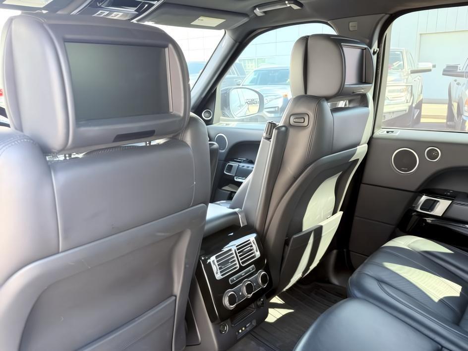 2015 BLACK /Ebony/Ebony/Ebony/Cirrus Land Rover Range Rover (SALGS2TF2FA) with an 5L V-8 gasoline direct injection engine, Automatic transmission, located at 1175 N Woodruff Ave, Idaho Falls, ID, 83401, 43.506901, -111.999657 - At Timberline Auto, finding a great deal on your next vehicle is always easy! Our experienced sales staff goal is to help find you the right vehicle at the right price! Our knowledgeable finance department has options for almost any credit score. We offer extended service contract options to prot- Photo#27