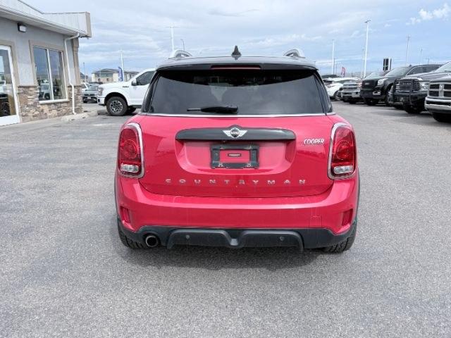 2017 RED /Carbon Black Mini Countryman (WMZYV5C36H3) with an 15L I-3 gasoline direct injection engine, Automatic transmission, located at 1175 N Woodruff Ave, Idaho Falls, ID, 83401, 43.506901, -111.999657 - At Timberline Auto, finding a great deal on your next vehicle is always easy! Our experienced sales staff goal is to help find you the right vehicle at the right price! Our knowledgeable finance department has options for almost any credit score. We offer extended service contract options to prot- Photo#30