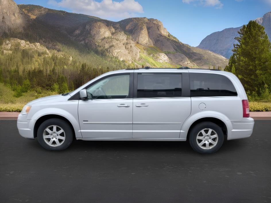 photo of 2008 Chrysler Town  and  Country Touring
